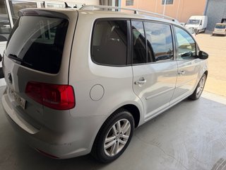 Volkswagen Touran 2011