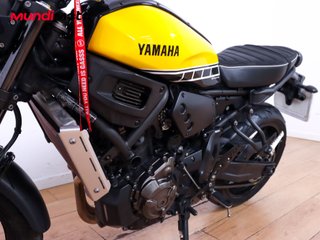 YAMAHA XSR 700