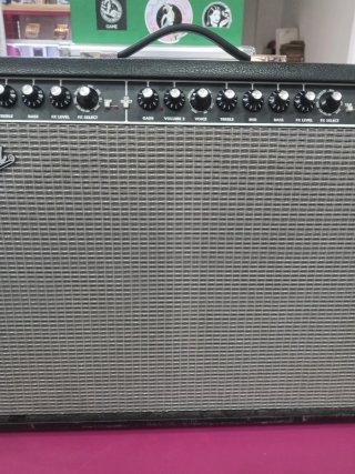 Amplificador Guitarra Fender Champion 100