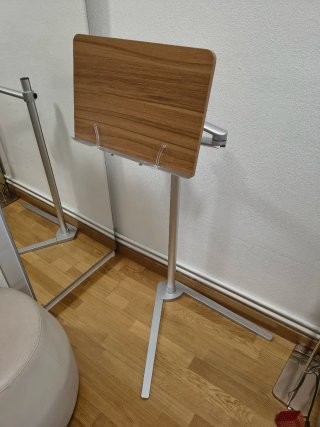 Atril / Soporte de lectura ajustable