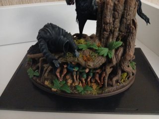 Diorama El Señor de los Anillos con vitrina