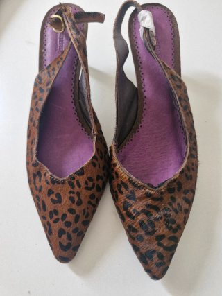 Zapatos de tacón piel leopardo