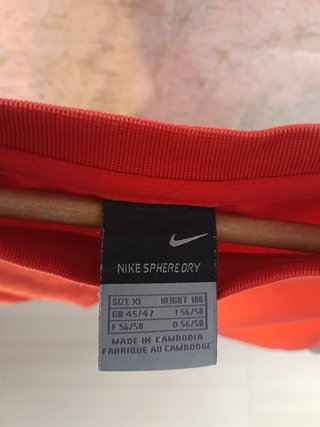 Camiseta deportiva Nike tirantes roja talla XL