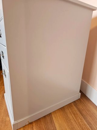 Cajonera Ikea gris con 4 cajones
