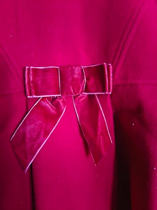 Vestido Little King + Abrigo Miranda Rojo
