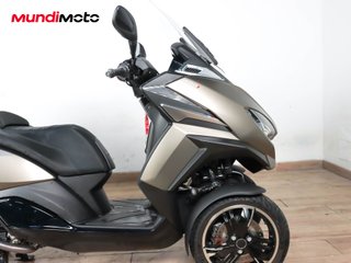 PEUGEOT METROPOLIS 400 SW