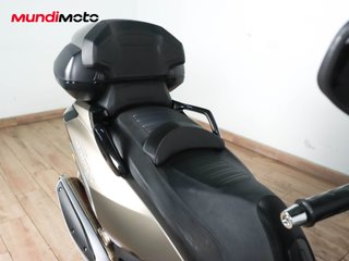PEUGEOT METROPOLIS 400 SW