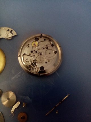 Placa y componentes reloj antiguo