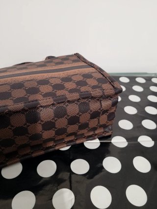 Bolso de mano y bandolera estampado