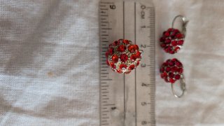 Conjunto bisutería bolitas rojas y plateadas
