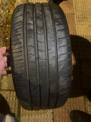 Neumáticos 225/40/18 W92 los 4 por 120€