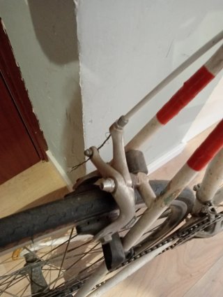 Bicicleta de carretera blanca