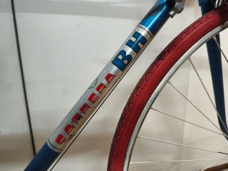 Bicicleta Clásica BH Carrera Azul/Roja