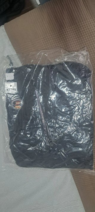 Chubasquero UME Negro Talla 4