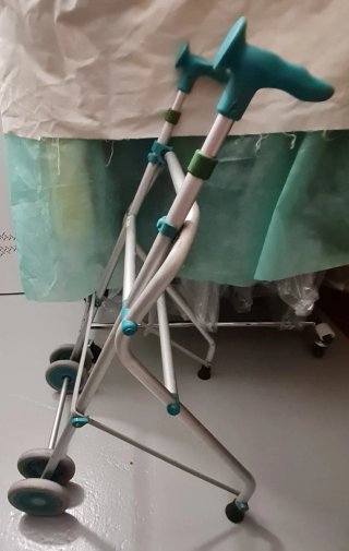 Andador Plegable para Casa