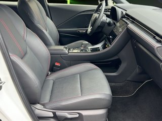 Lexus LBX 1.5 HEV Elegant Plus 100 kW (136 CV)
