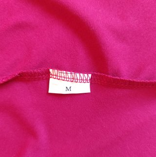 Vestido burdeos elegante