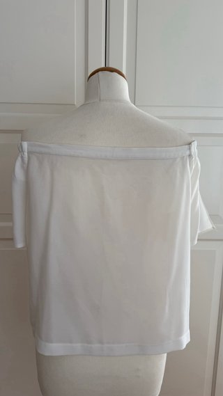 Blusa blanca cuello barco talla única