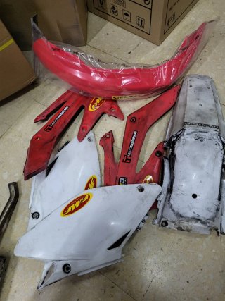 Tubo de escape Honda HM 2013 Plasticos Honda HM