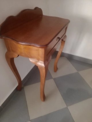 Mueble recibidor antiguo de madera
