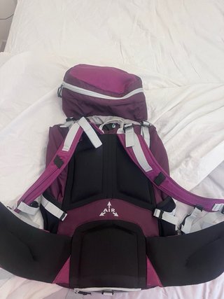 Mochila 50L Morada y Gris