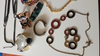 Collezione di Gioielli: Collane e Bracciali