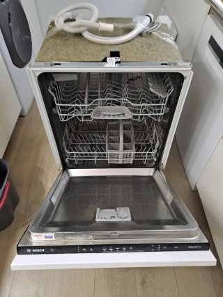 Lavavajillas Bosch Serie 4 SMV51E40EU