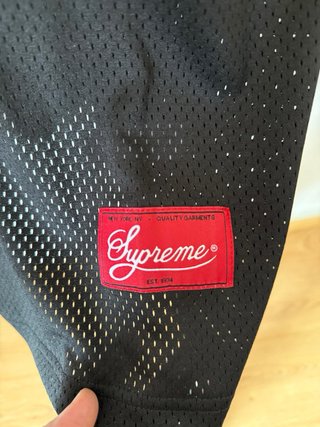 Camiseta Supreme Negra Oversize