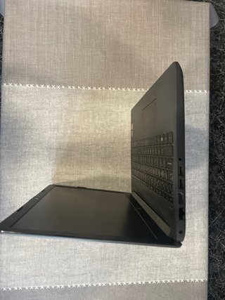 HP 255 G7 Portátil AMD Ryzen 3 2200U