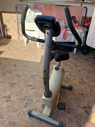 Bicicleta Estática BH Rhyno