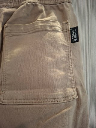Pantalones cargo beige hombre
