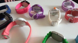 Lote 10 relojes sin usar (sin pilas)