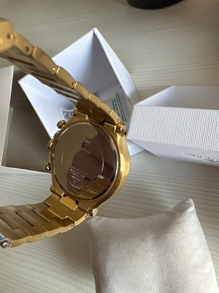 Reloj Guess Bañado en Oro