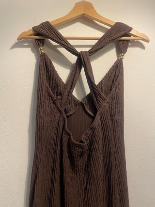 Vestito midi marrone con dettagli oro