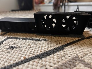 PS4 (PlayStation 4) + 2 Mandos + Refrigeración