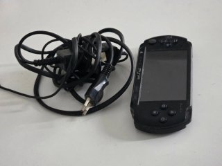 Sony PSP Nera + Caricatore + Gioco