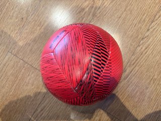 Balón de fútbol sala Kipsta rojo