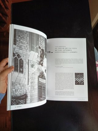 Revista Dragón 3 - Museo Casa Botines Gaudí (2023)