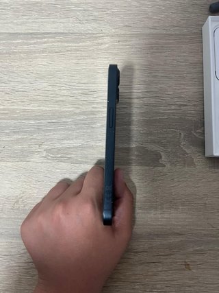 iPhone 13 Negro bateria al 82%