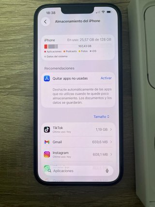 iPhone 13 Negro bateria al 82%