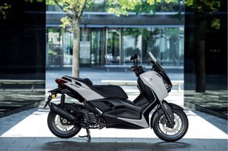 Yamaha XMAX TECH  125cc Scooter Automática