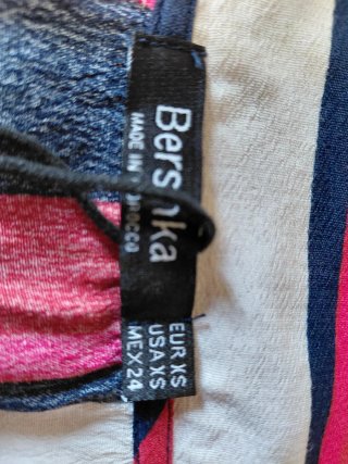 Camisa Bershka anudada rayas XS