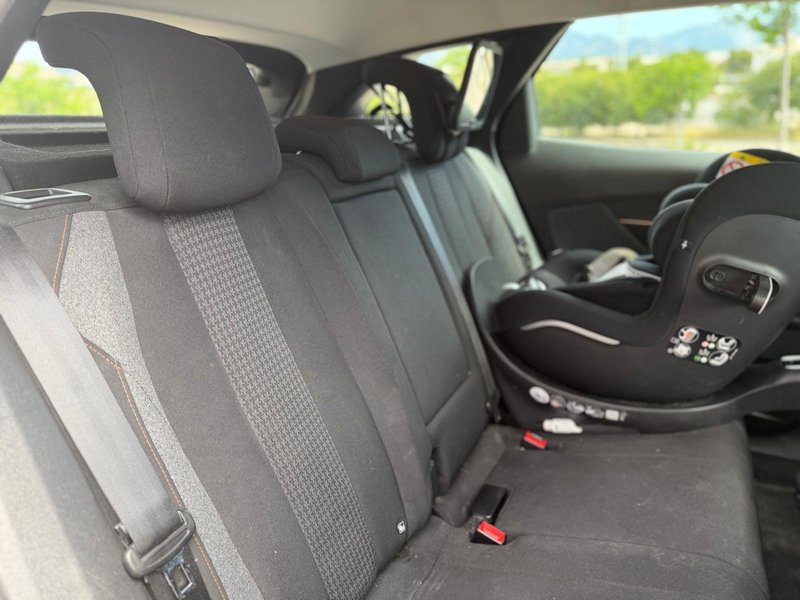 Peugeot 3008 Active Pack BlueHDi S&S EAT8 2021, foto 12