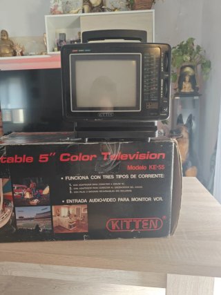 Televisor Portátil Kitten 5 Color KE-55