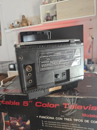 Televisor Portátil Kitten 5 Color KE-55