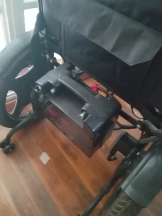 Silla de ruedas motorizada