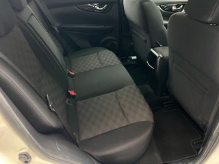 222€/Mes Nissan Qashqai 1.6 DIGT 163cv 2015