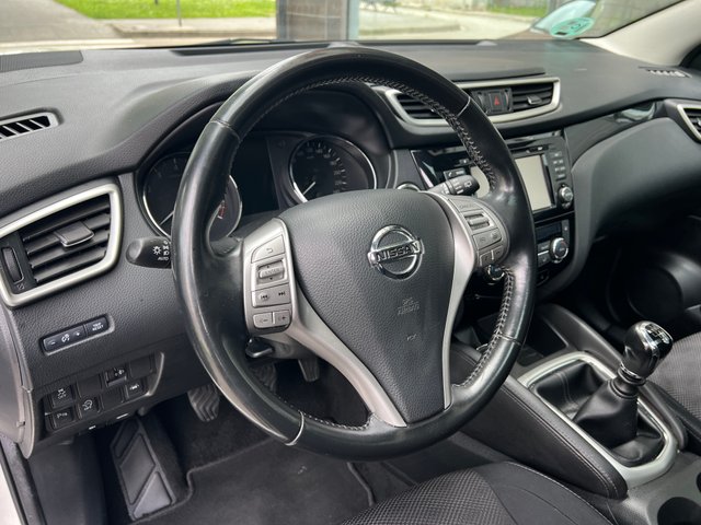 222€/Mes Nissan Qashqai 1.6 DIGT 163cv 2015