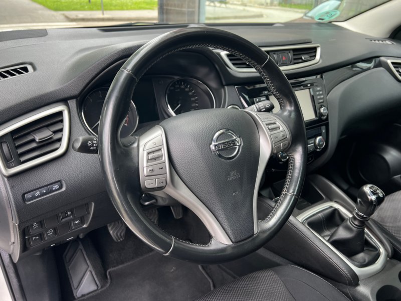 Nissan Qashqai 1.6 DIGT 163cv 2015 foto 14