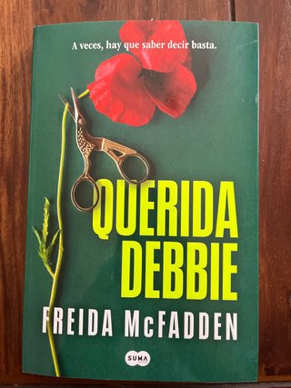 Querida Debbie